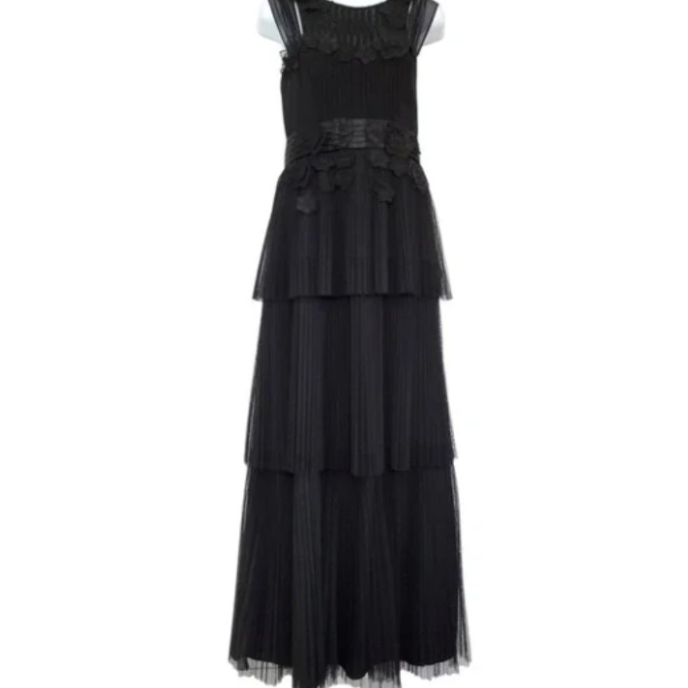 BCBG Sleeveless Tiered Formal Dress